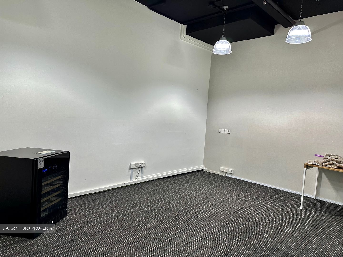 Vertex (D14), Office #391349191